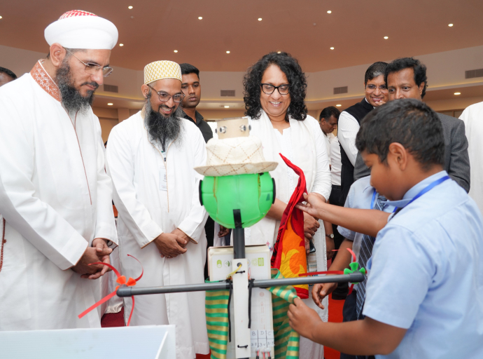 It is the government's objective to create an education system that provides every child with access to modern technological opportunities - PM 